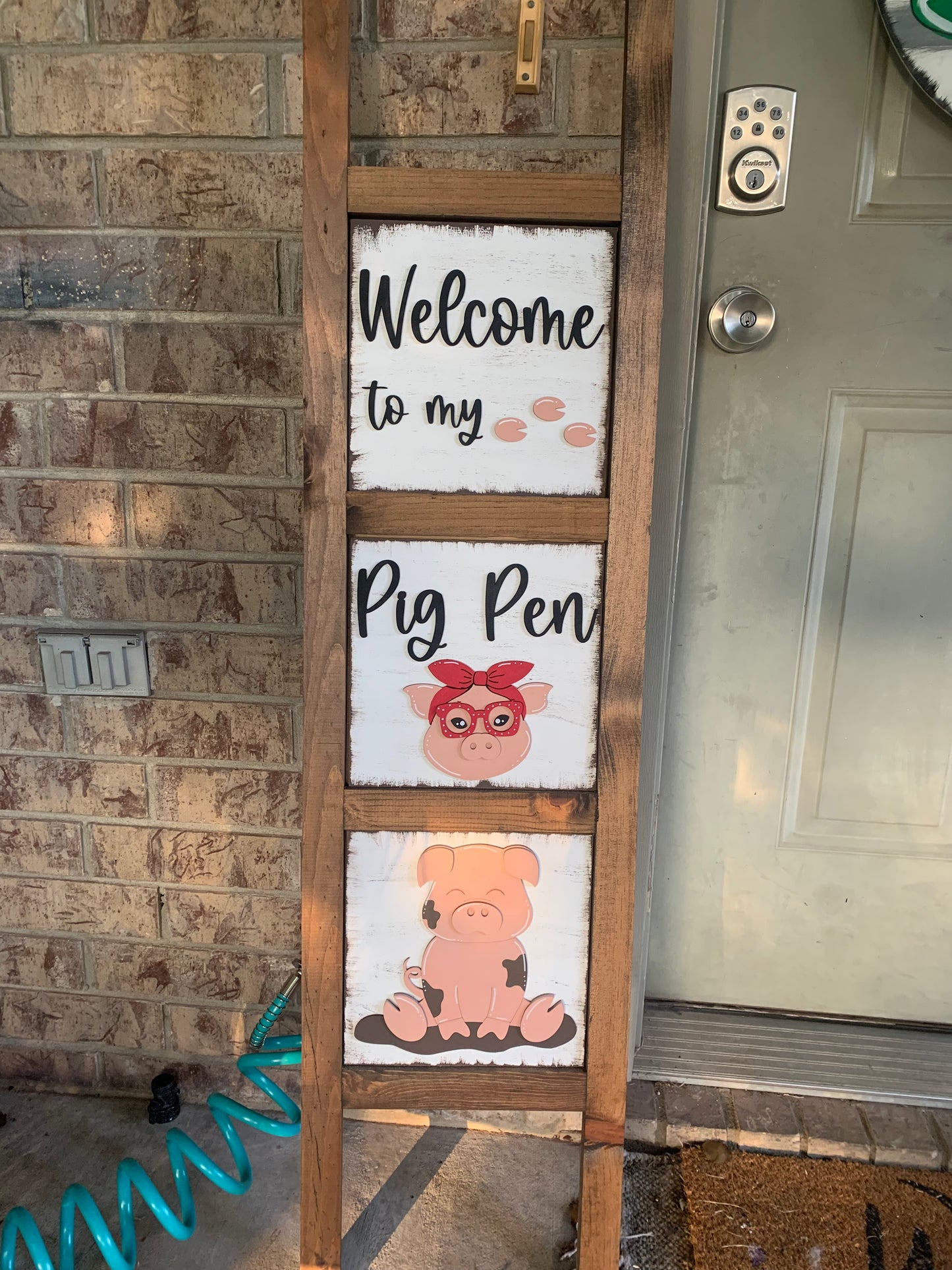 Pig Tiles